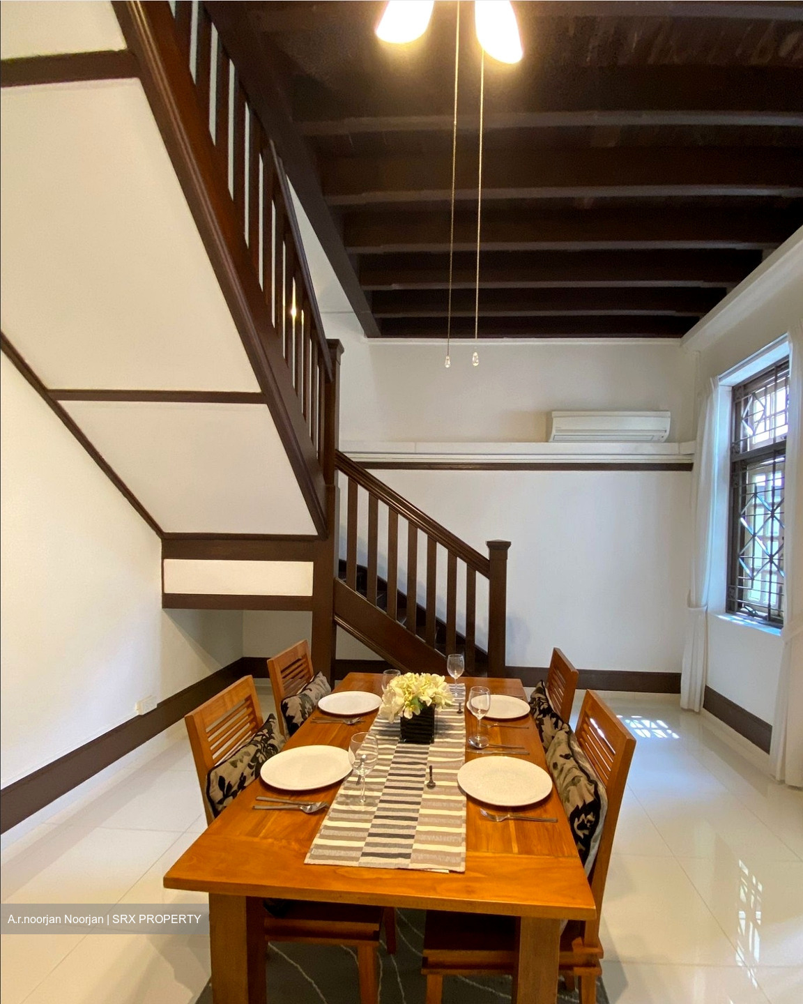 Townerville (D12), Terrace #504485531